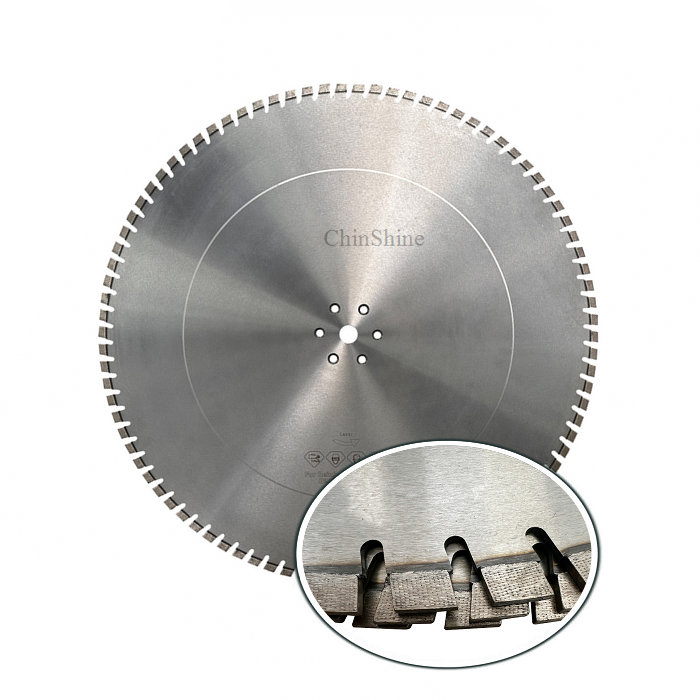 Asphalt Blade vs Concrete Blade: A Pro's Guide to the 5 Core Differences in 2026